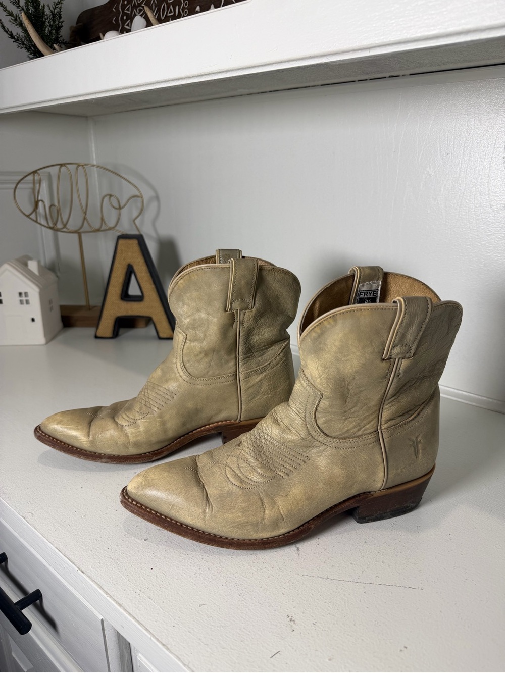 Frye Womens 10B Distressed Leather Short Cowboy Boots Western Ankle Booties